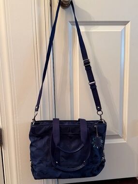 NWOT Coach navy blue crossbody shoulder bag